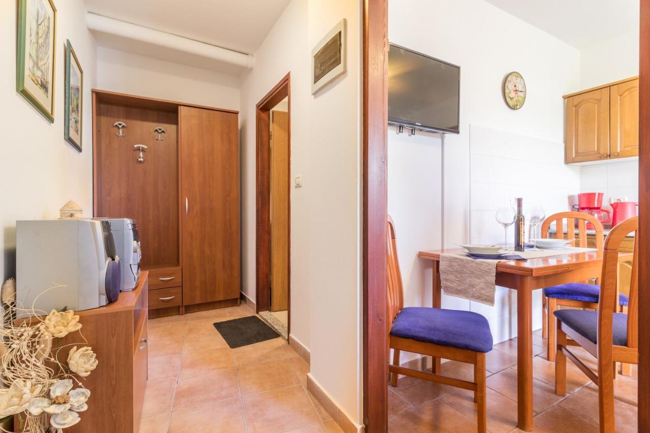 Apartment Katarina *